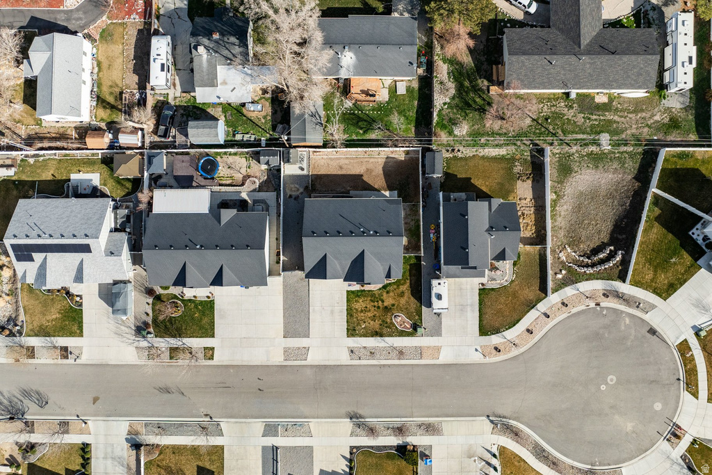 237 E TATE CT Grantsville, UT 84029