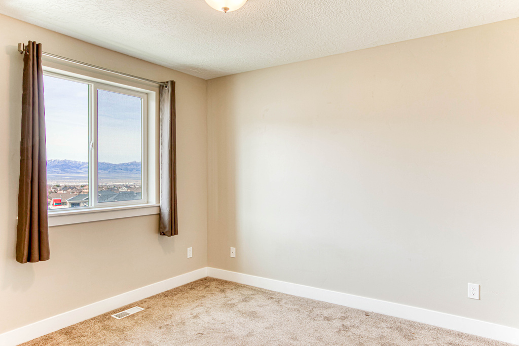 454 S CORNER VIEW DR Tooele, UT 84074