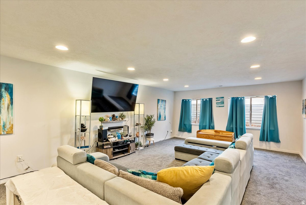 7032 W 8130 ST West Jordan, UT 84081