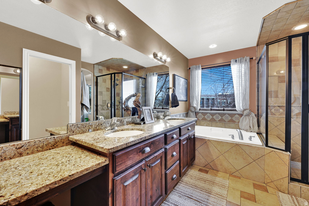 1899 S 3720 W Syracuse, UT 84075