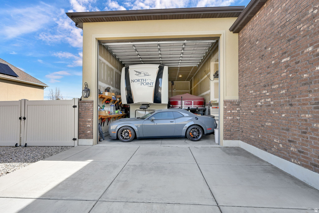 1899 S 3720 W Syracuse, UT 84075