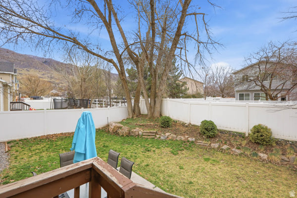 687 W 2025 N Centerville, UT 84014