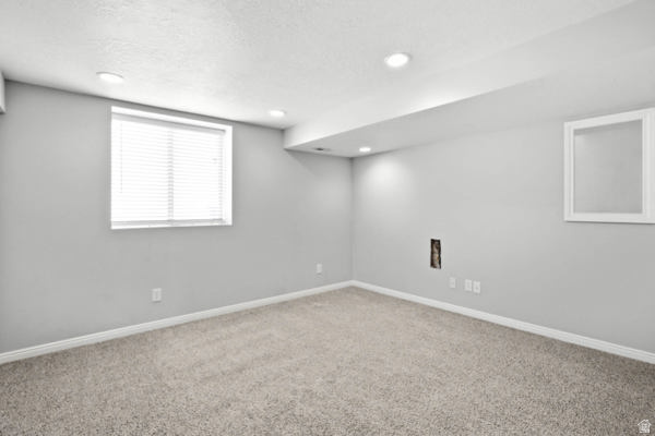 687 W 2025 N Centerville, UT 84014