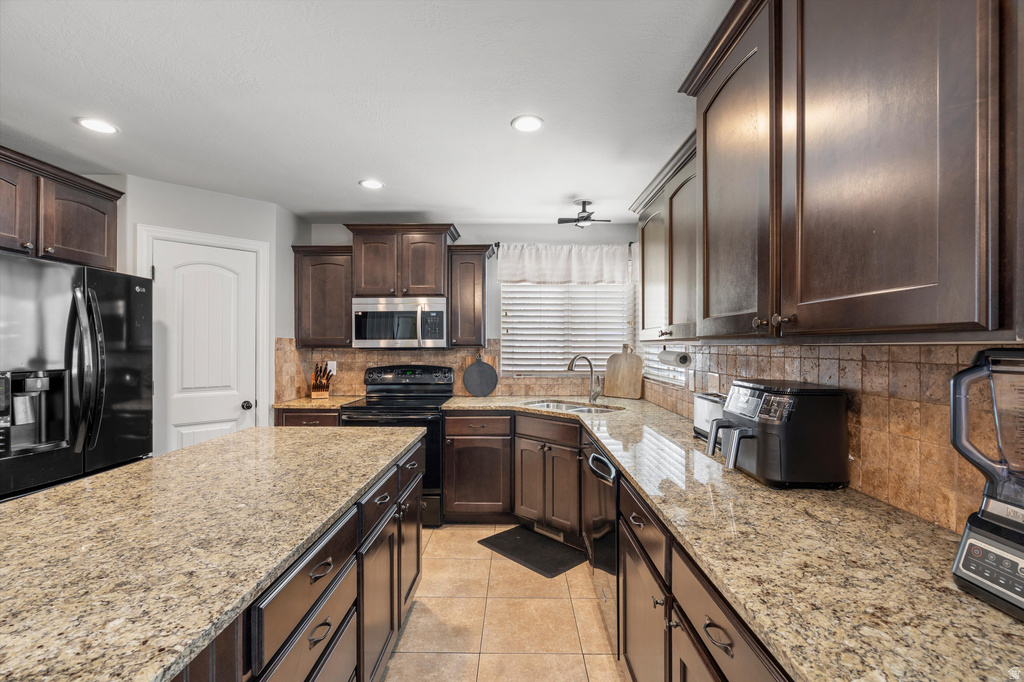 6059 W CEDAR FORK DR West Jordan, UT 84081