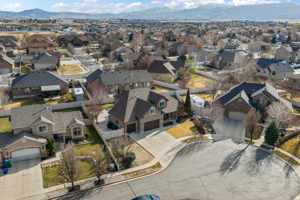 6059 W CEDAR FORK DR West Jordan, UT 84081