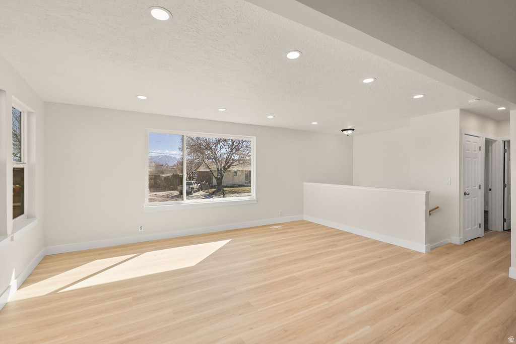 3560 S 6830 W West Valley City, UT 84128