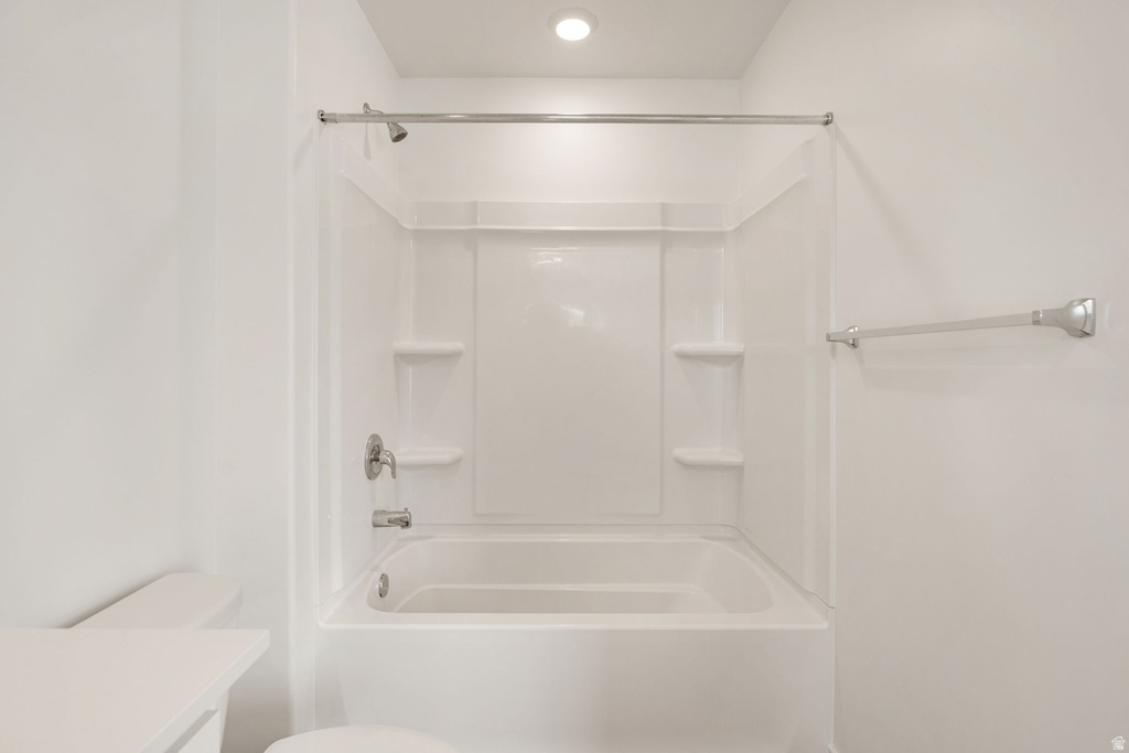 1737 S DEVILS GARDEN LN Washington, UT 84780