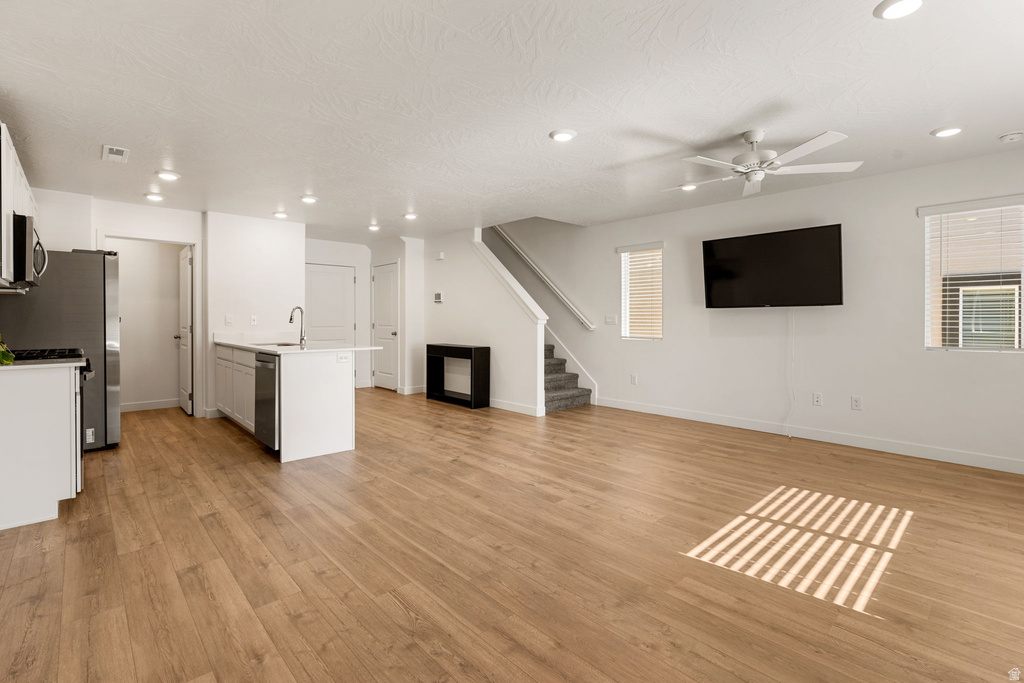 1737 S DEVILS GARDEN LN Washington, UT 84780