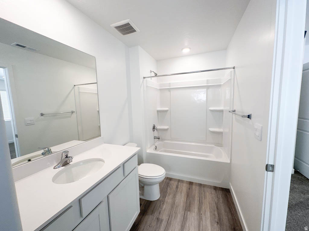 1737 S DEVILS GARDEN LN Washington, UT 84780