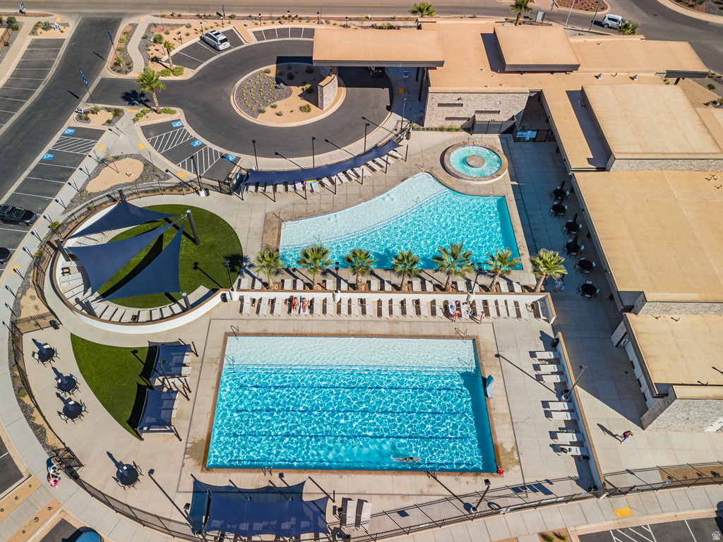 1737 S DEVILS GARDEN LN Washington, UT 84780