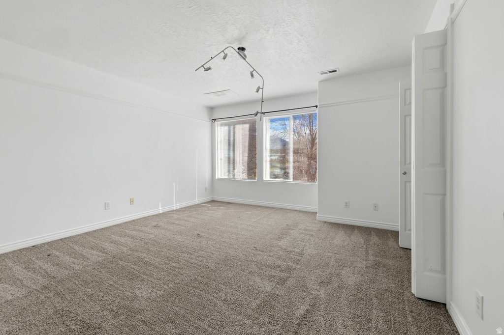 977 E 100 S Payson, UT 84651