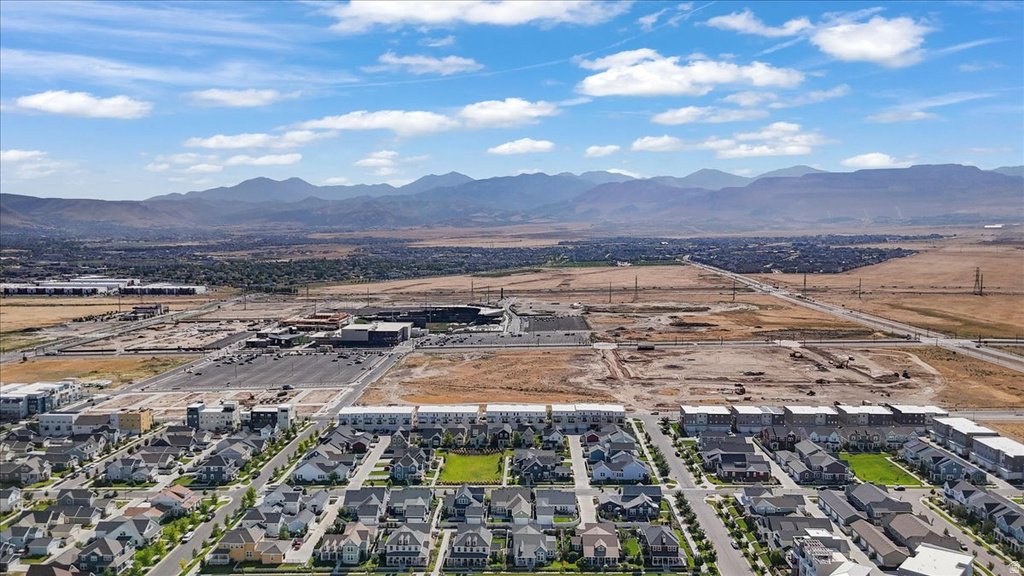 10858 S PORCINI DR South Jordan, UT 84009