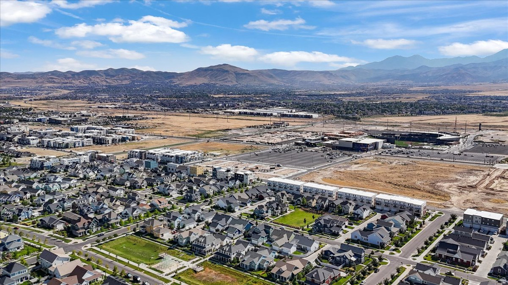 10858 S PORCINI DR South Jordan, UT 84009