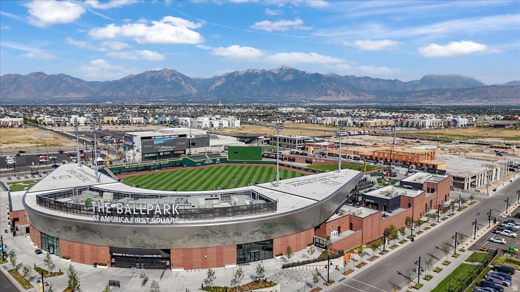 10858 S PORCINI DR South Jordan, UT 84009