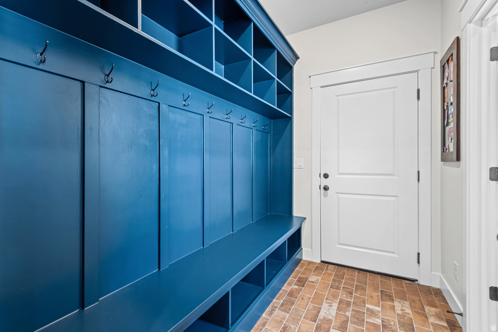 10858 S PORCINI DR South Jordan, UT 84009