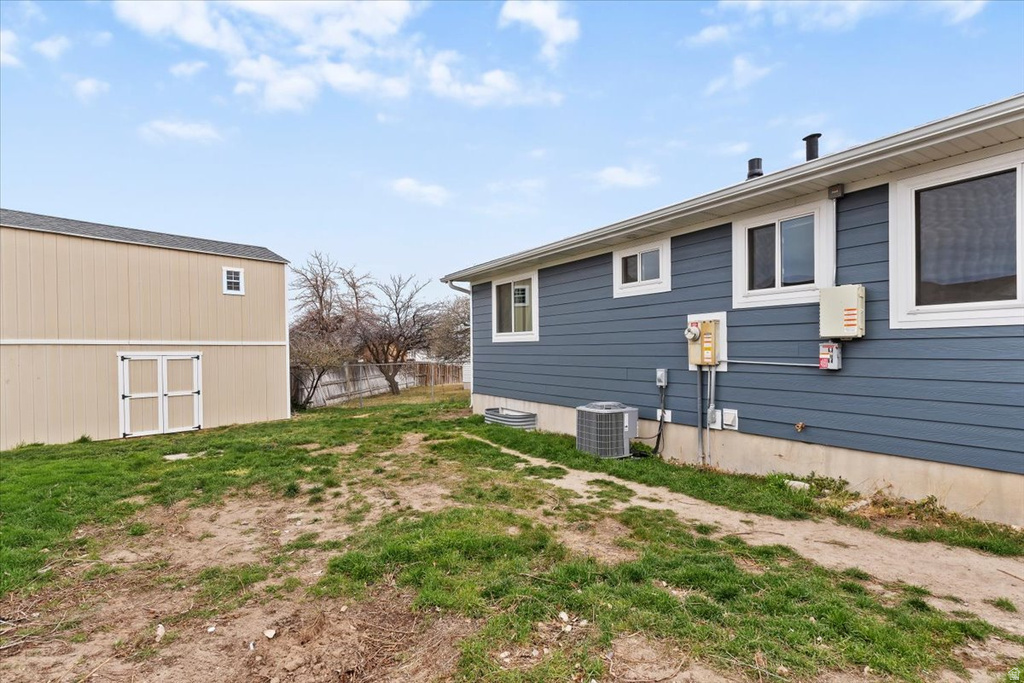 5356 W FARAH CIR Salt Lake City, UT 84118