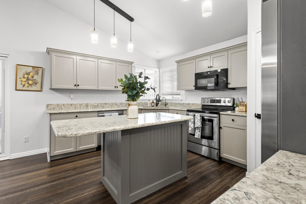 3742 W CRANBERRY LOOP CV Lehi, UT 84043