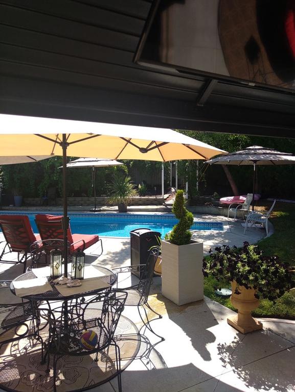 2140 E NYE CIR Cottonwood Heights, UT 84121