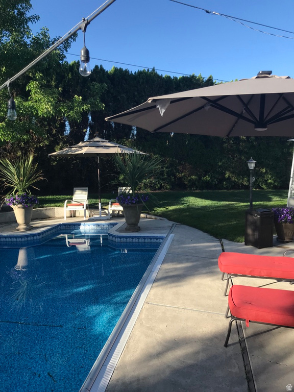 2140 E NYE CIR Cottonwood Heights, UT 84121