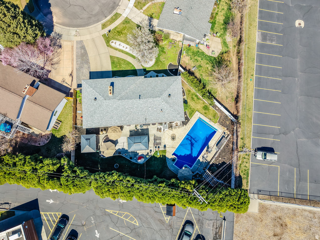 2140 E NYE CIR Cottonwood Heights, UT 84121