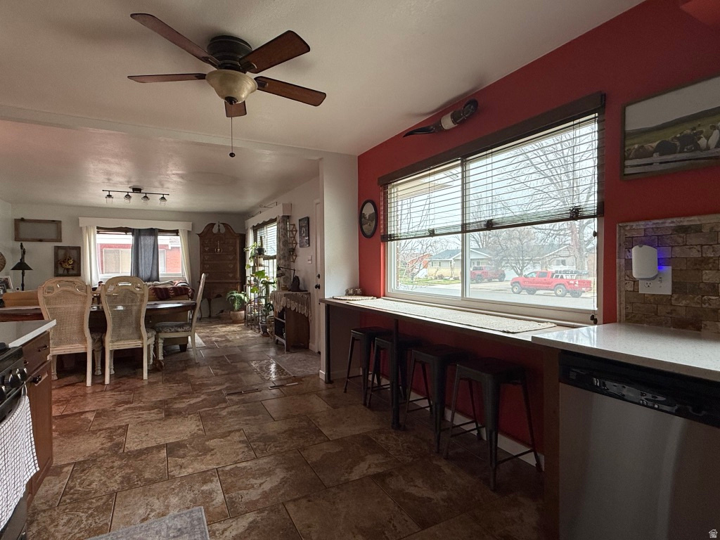 1130 E HILLCREST Springville, UT 84663