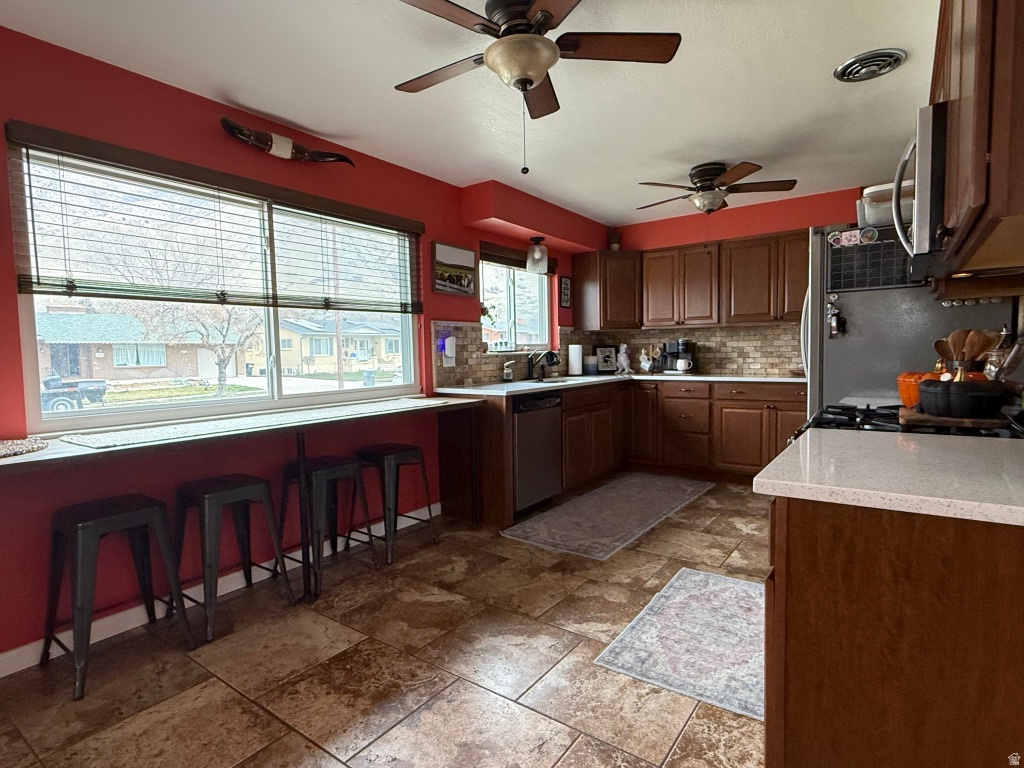 1130 E HILLCREST Springville, UT 84663