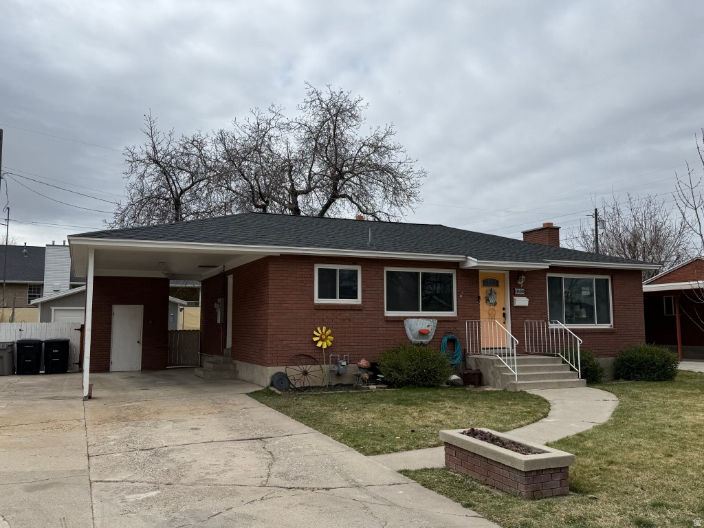 1130 E HILLCREST Springville, UT 84663