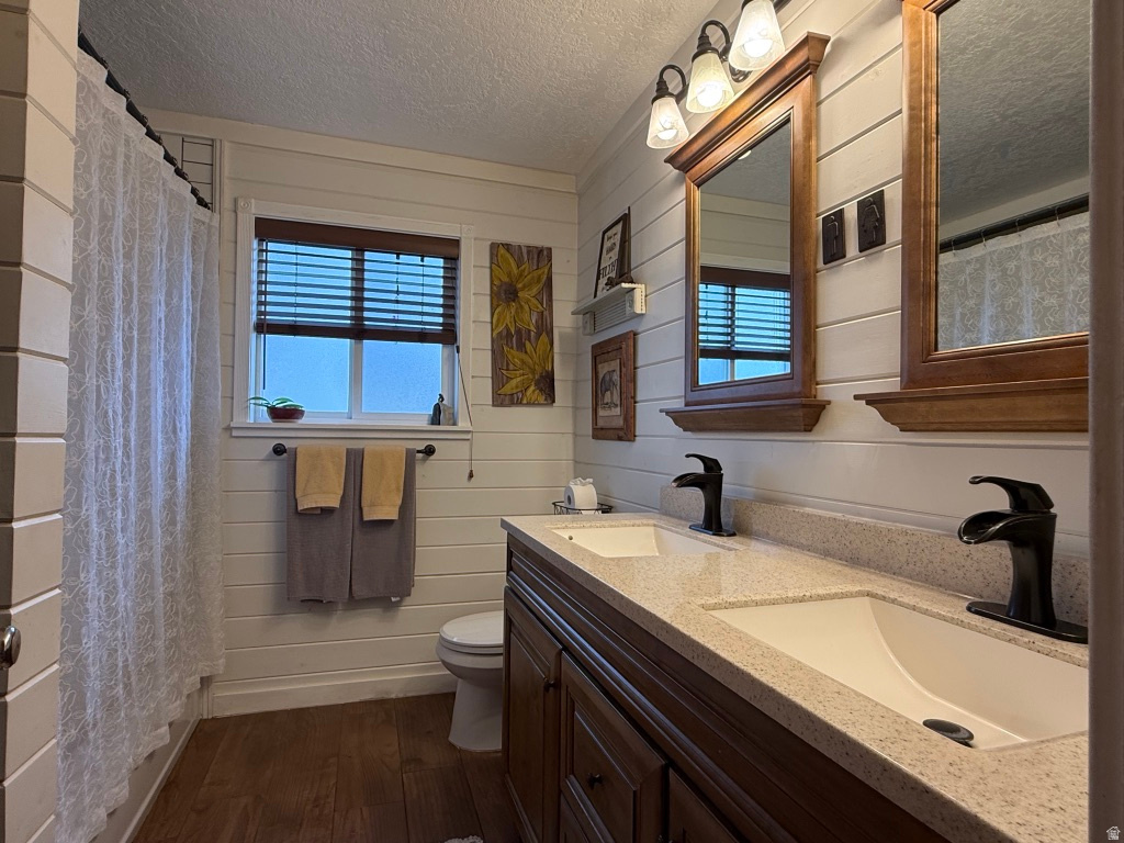 1130 E HILLCREST Springville, UT 84663