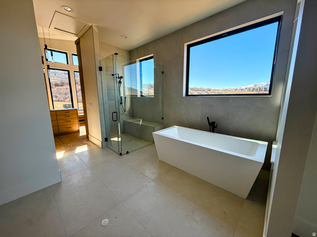 6693 N LAKESIDE DR Mountain Green, UT 84050