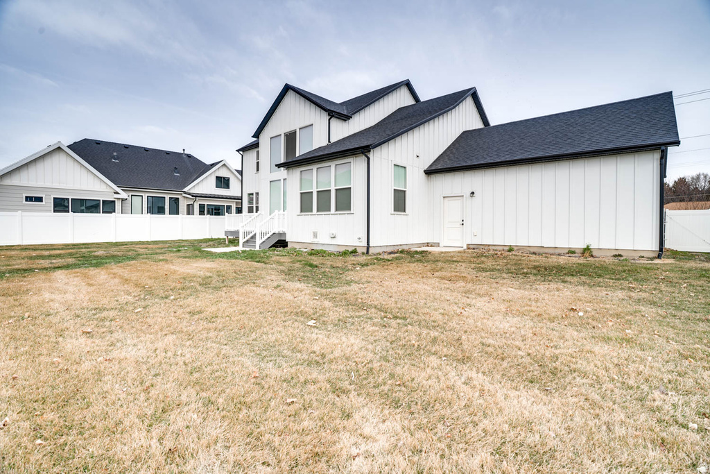 432 E 2600 N Lehi, UT 84043