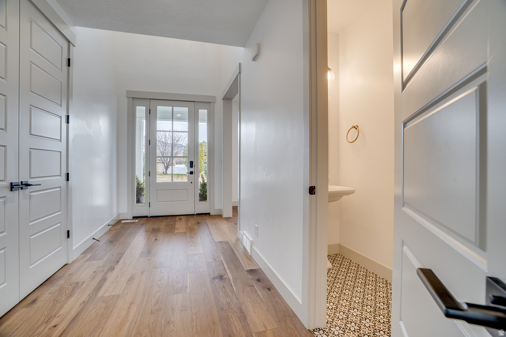 432 E 2600 N Lehi, UT 84043