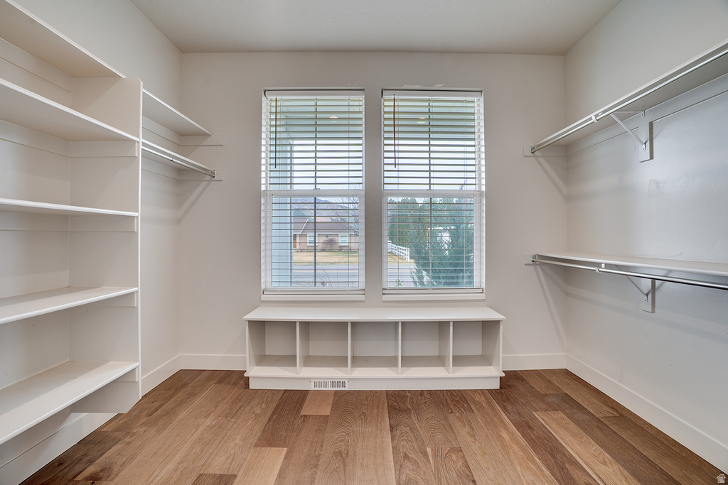 432 E 2600 N Lehi, UT 84043