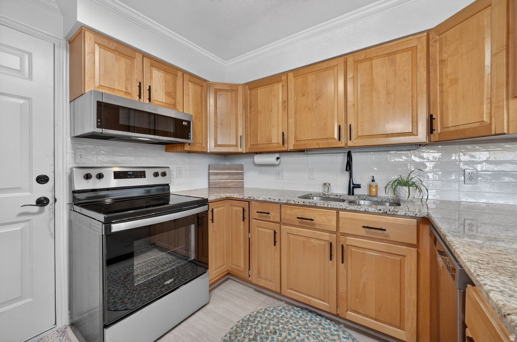 791 E CASA BLANCO CIR Midvale, UT 84047