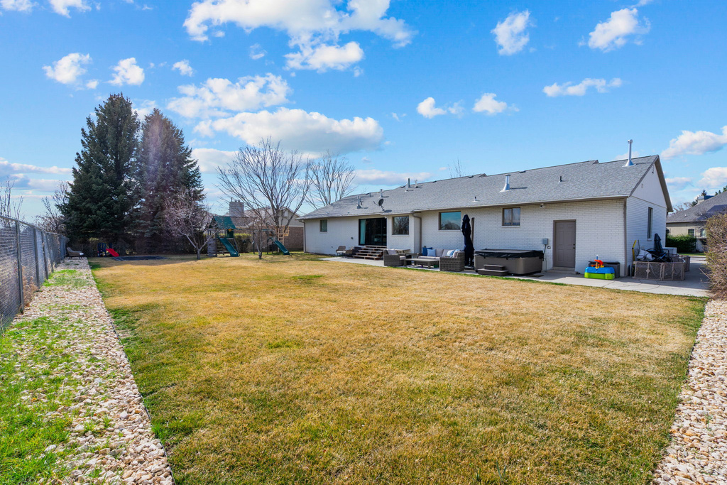 10686 N JERLING DR Highland, UT 84003