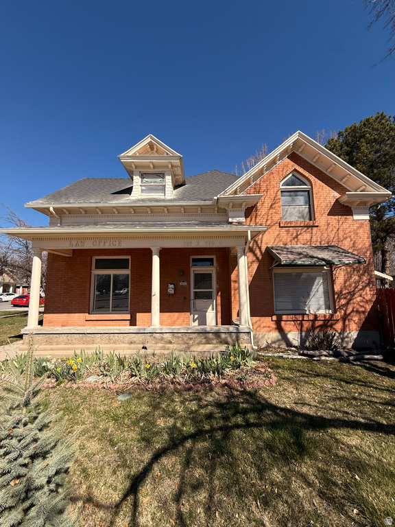 305 E 300 S Provo, UT 84606