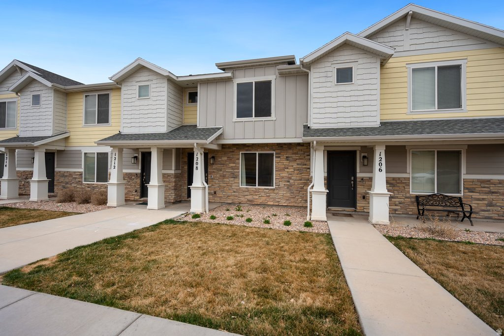 1208 W SUMMIT RIDGE PKWY Santaquin, UT 84655