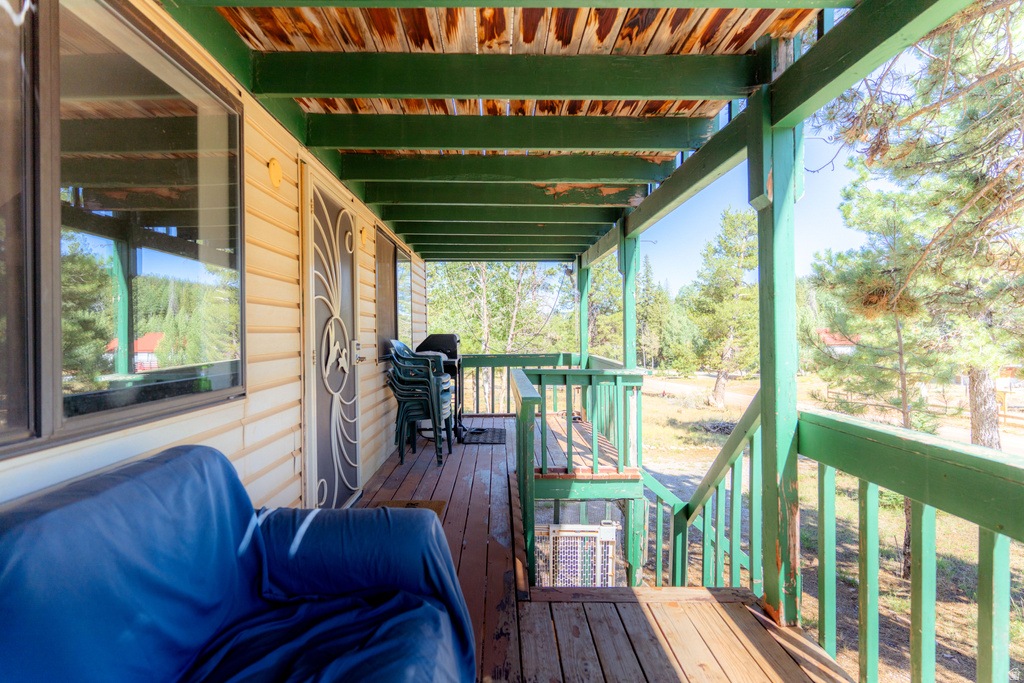 1270 W STRAWBERRY POINT RD Duck Creek Village, UT 84762