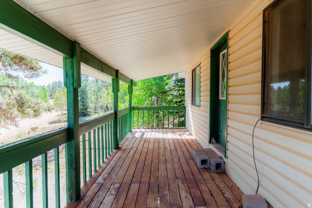 1270 W STRAWBERRY POINT RD Duck Creek Village, UT 84762