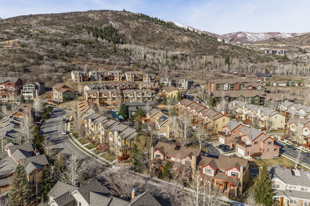 5477 N BOBSLED BLVD Park City, UT 84098