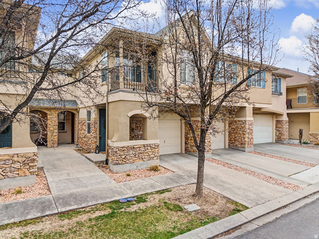6755 S VALANCE LANE LN West Jordan, UT 84084