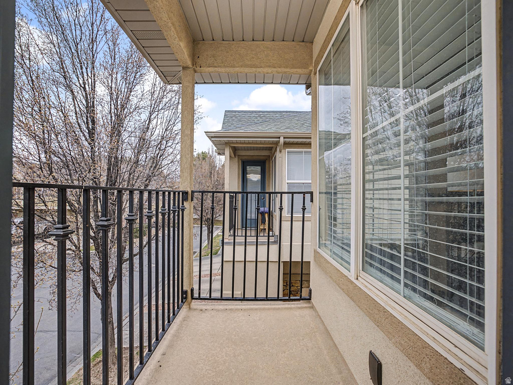 6755 S VALANCE LANE LN West Jordan, UT 84084