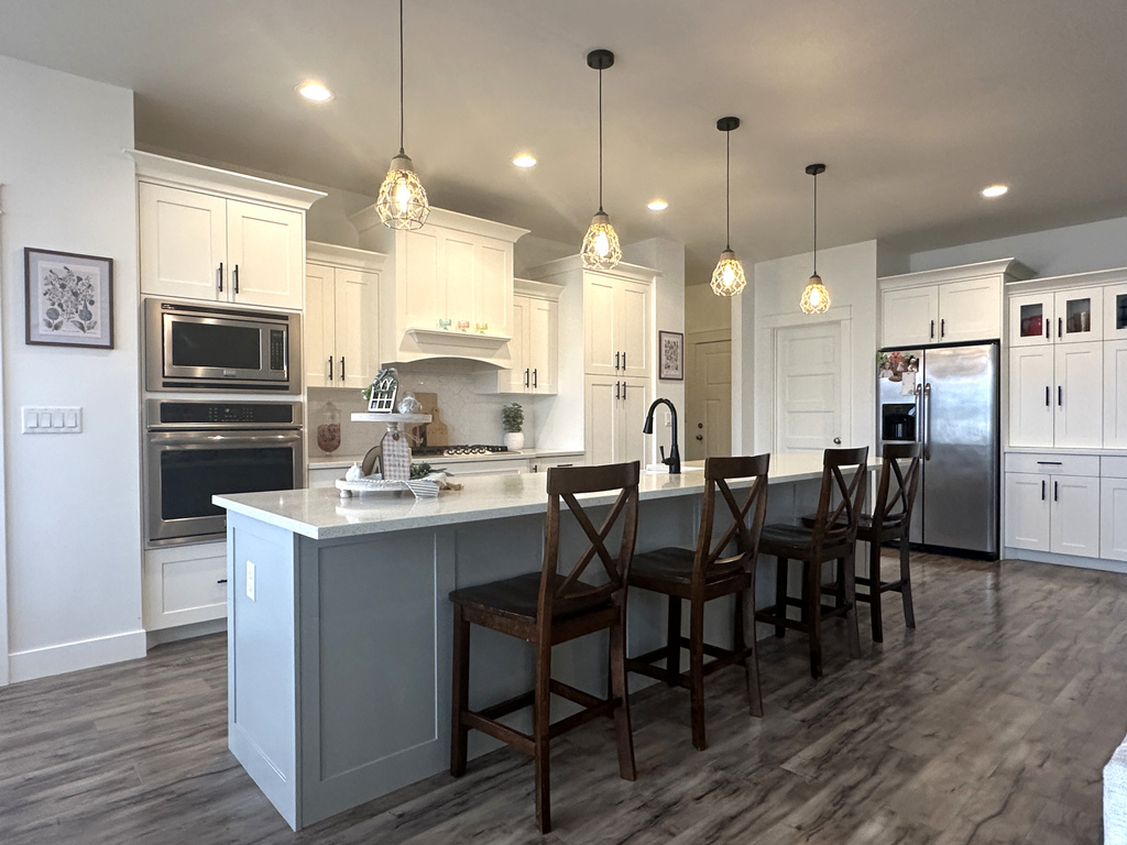 2216 N 3430 W Clinton, UT 84015