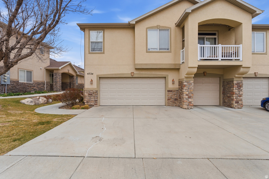 4724 W WAGON TRAIN DR Herriman, UT 84096