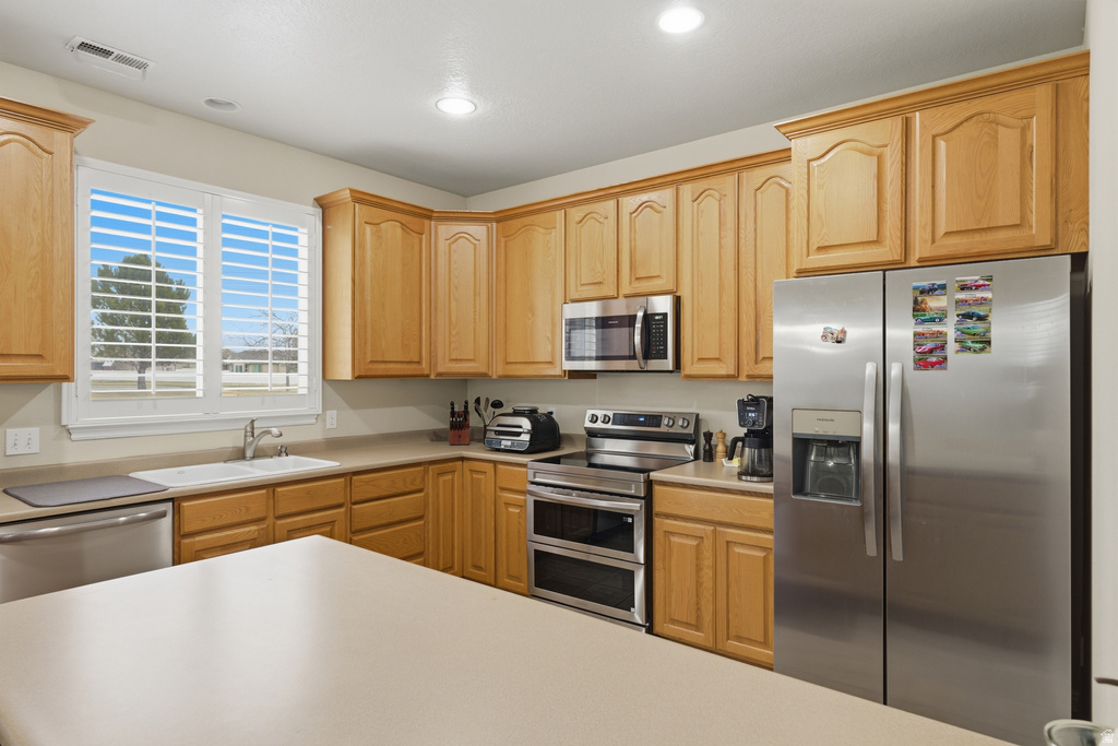 4724 W WAGON TRAIN DR Herriman, UT 84096