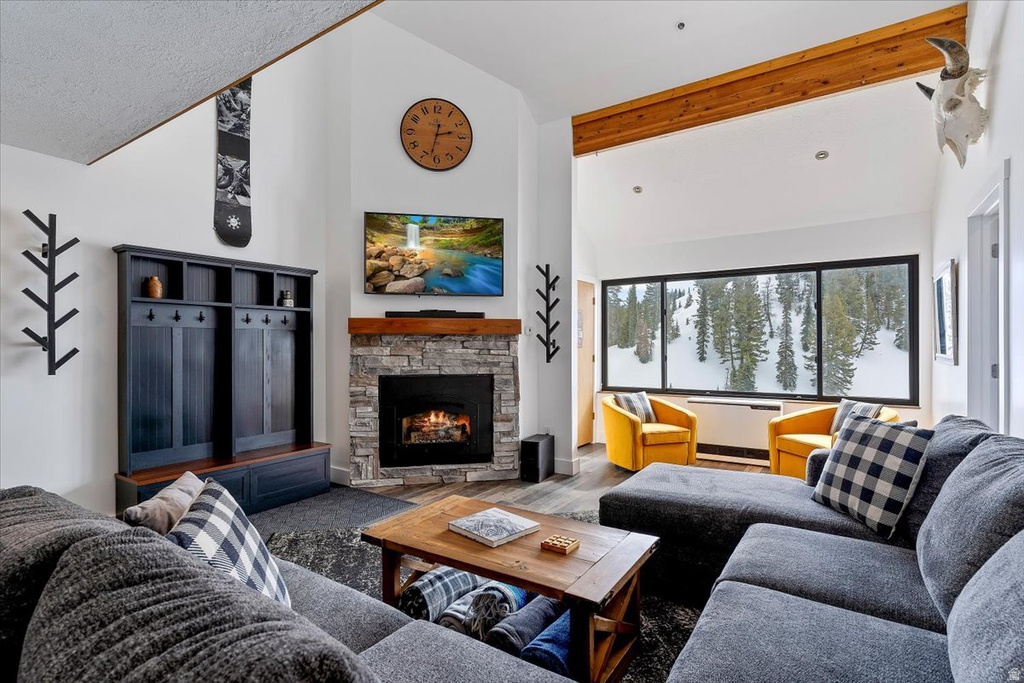 6560 N WOLF CREEK DR #2D Eden, UT 84310