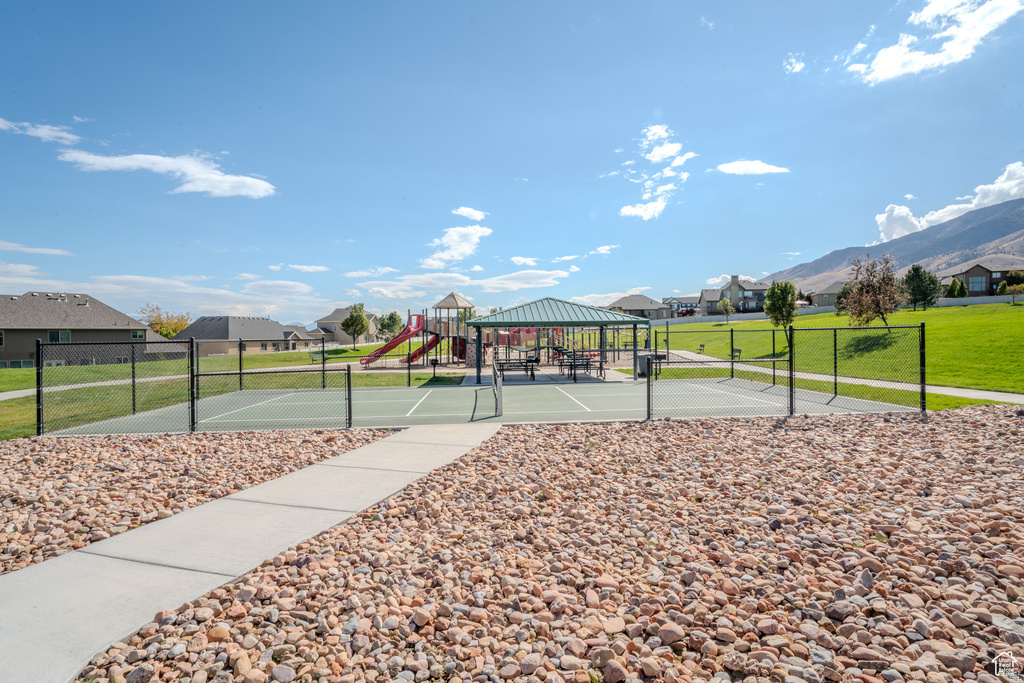 161 W SWEETBRIAR LN Saratoga Springs, UT 84045