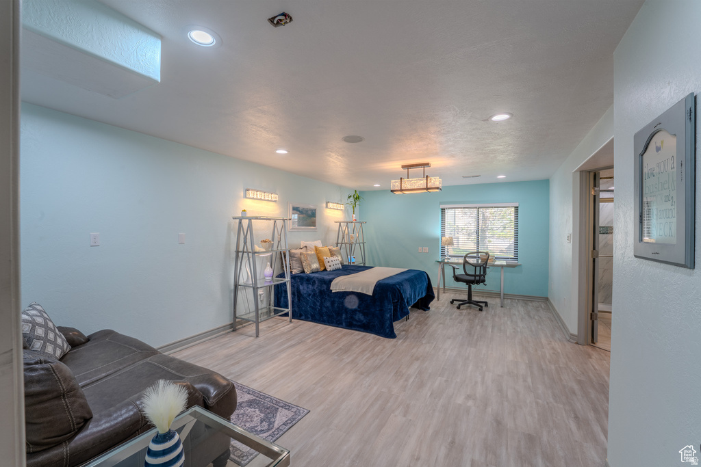 161 W SWEETBRIAR LN Saratoga Springs, UT 84045