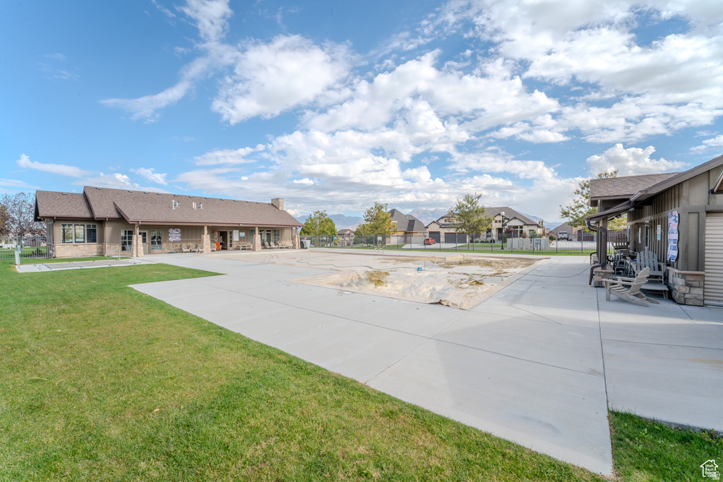 161 W SWEETBRIAR LN Saratoga Springs, UT 84045