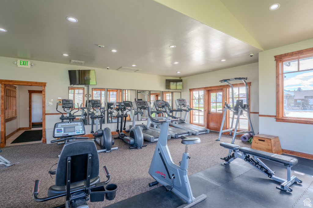 161 W SWEETBRIAR LN Saratoga Springs, UT 84045