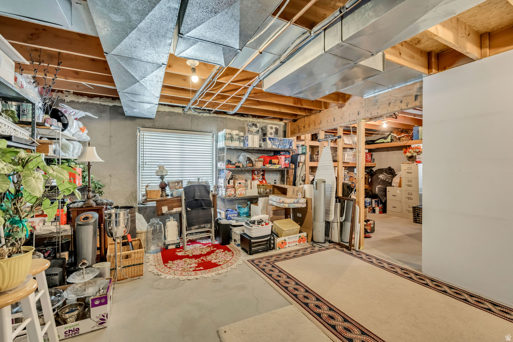 5446 S CROSSPOINTE CIR Taylorsville, UT 84123